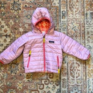 Patagonia down hooded jacket reversible size 2T